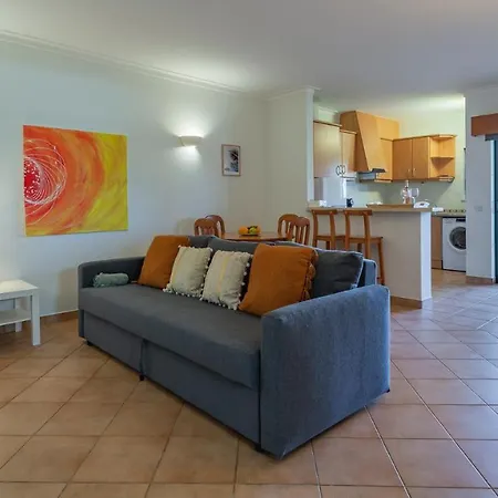 Apartment Sunny 1bdr W/ Balcony & Pool In By Lovelystay Portimao
